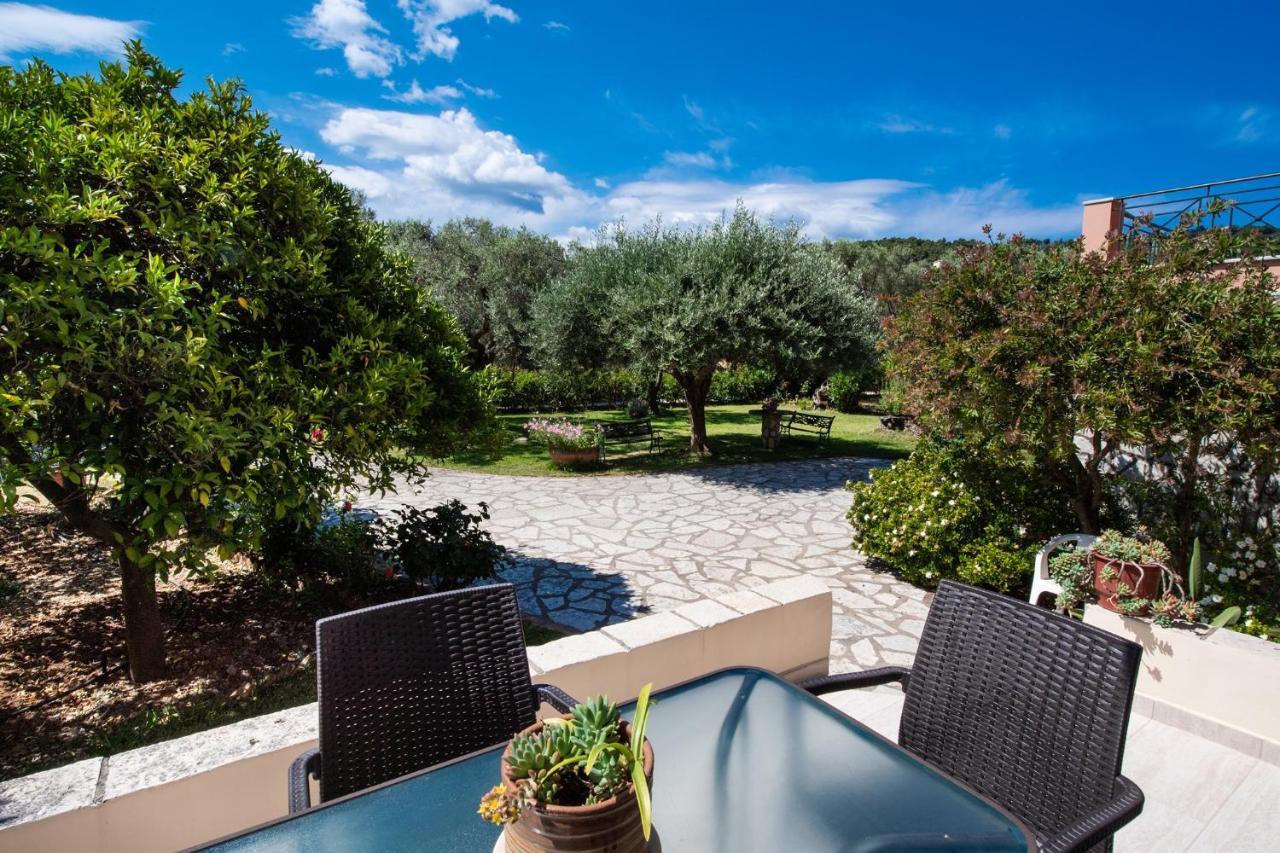 Rodia Modern Apartment Lefkada City Bagian luar foto
